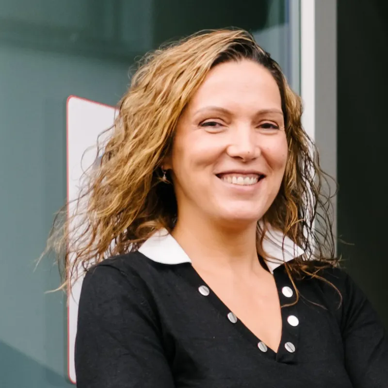 Bella Rosa, Marketing specialist